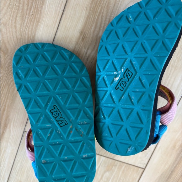 Teva Toddler Sandals - Picture 2 of 2